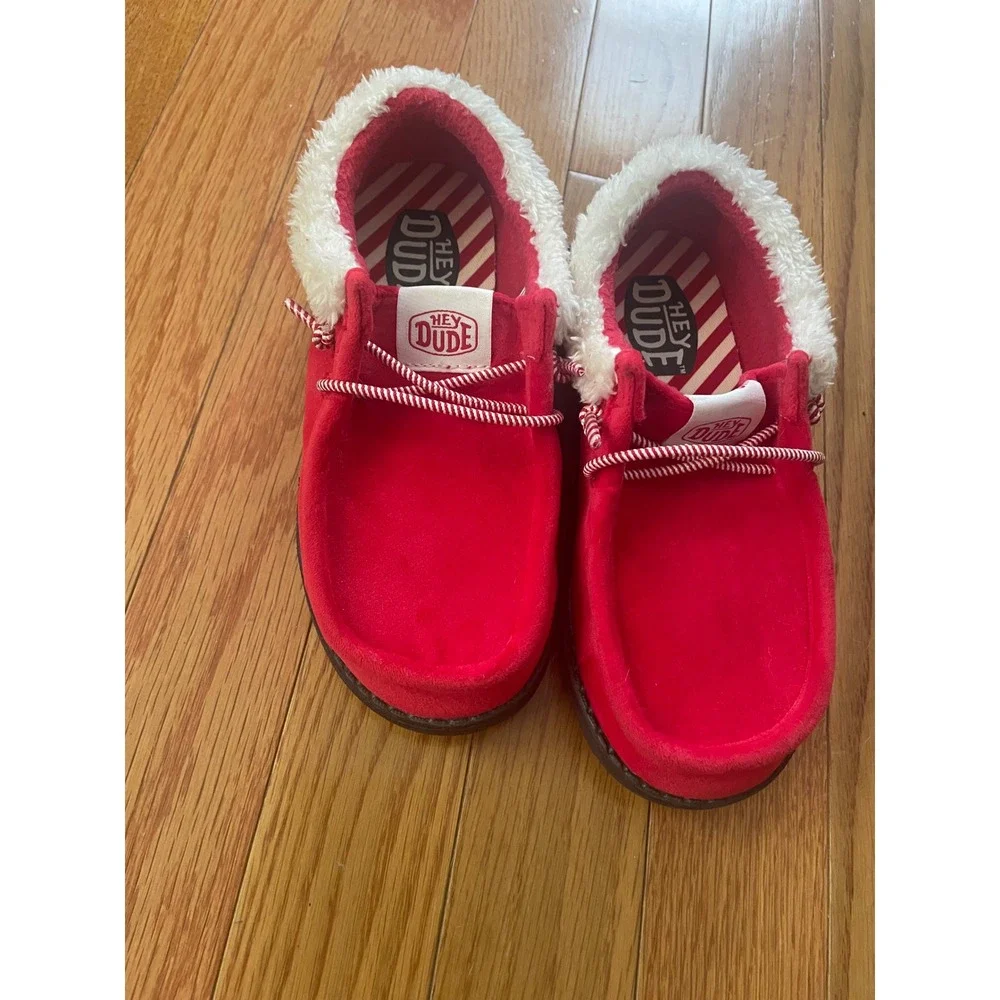 Hey Dude Wally Y Santa Claus Red Holiday Slip On Loafers Kids Size 12 45315-610